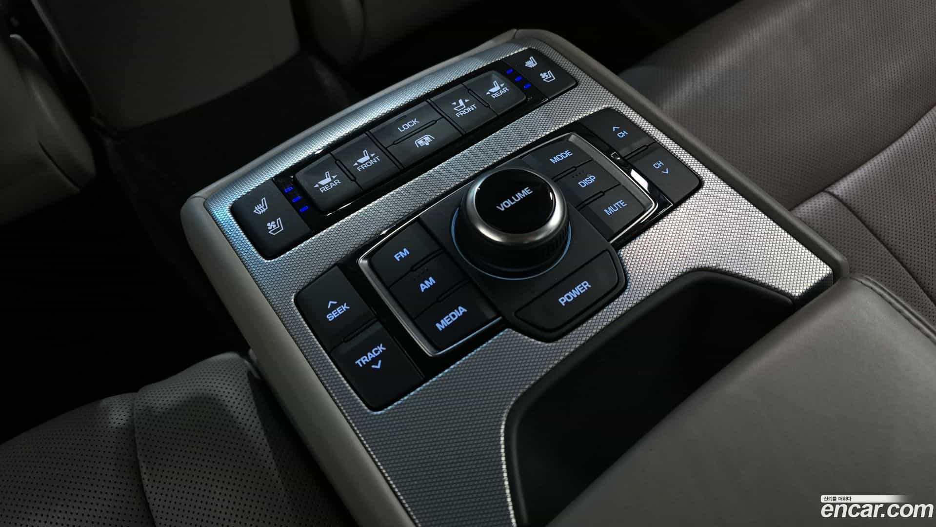 G80 Genesis 2018.2-OPTION-021