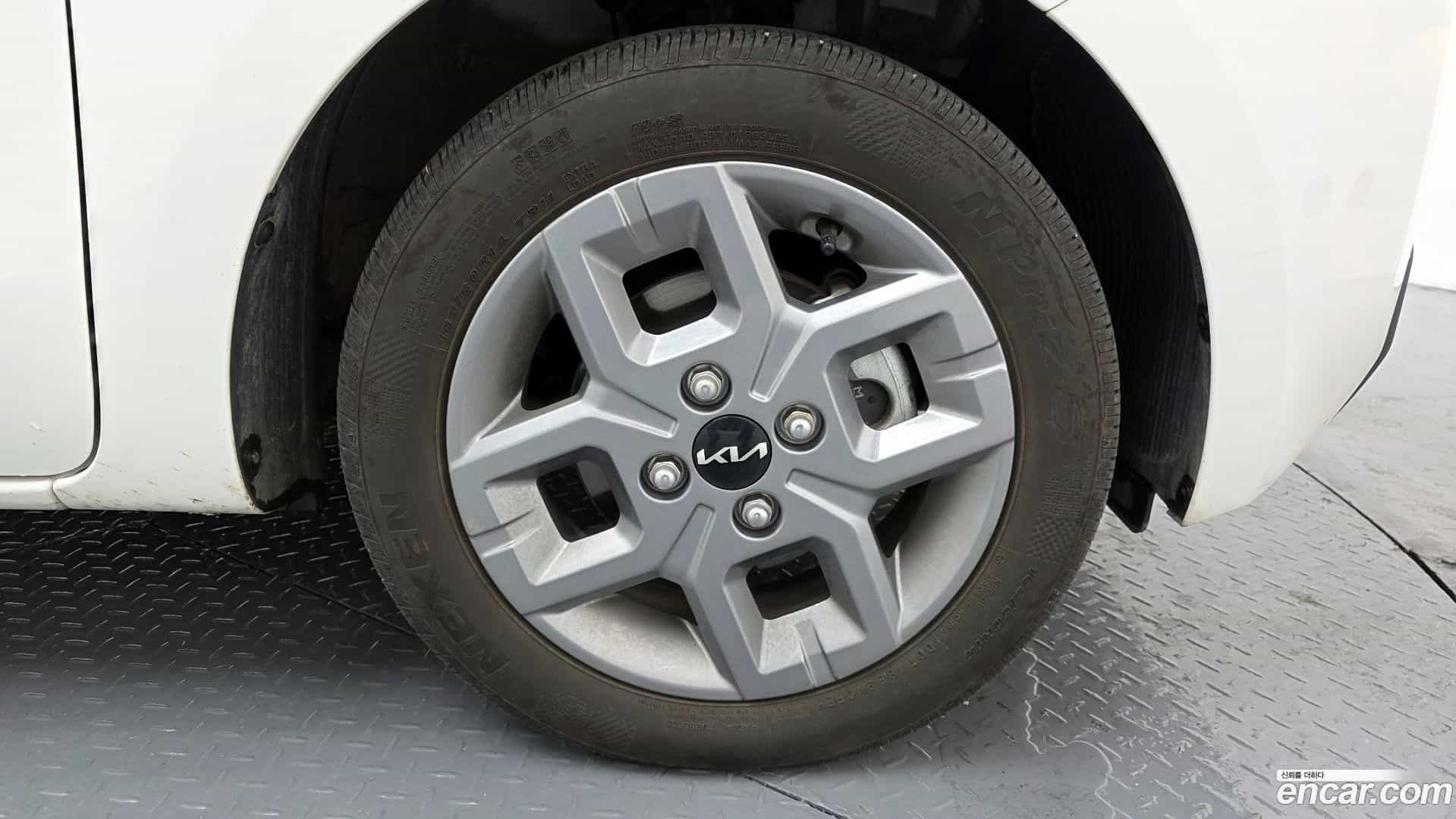 RAY Kia 2024.0-OUTER-005