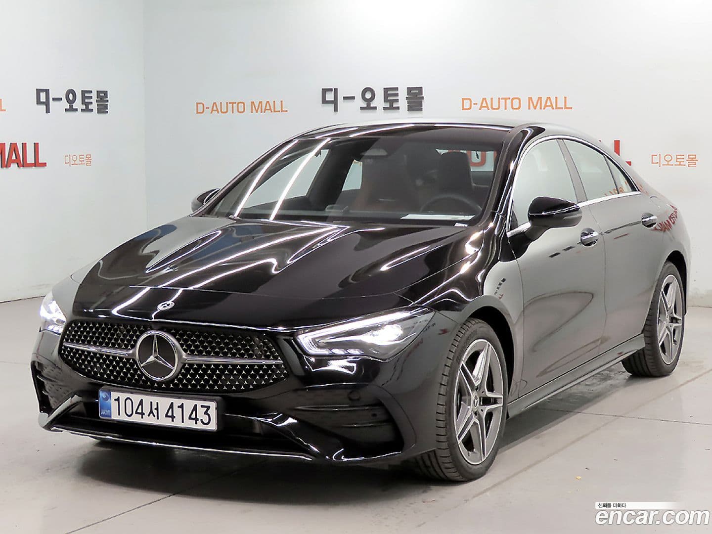 Main__Slider__Photo:CLA-Class Mercedes-Benz 2025.4-0