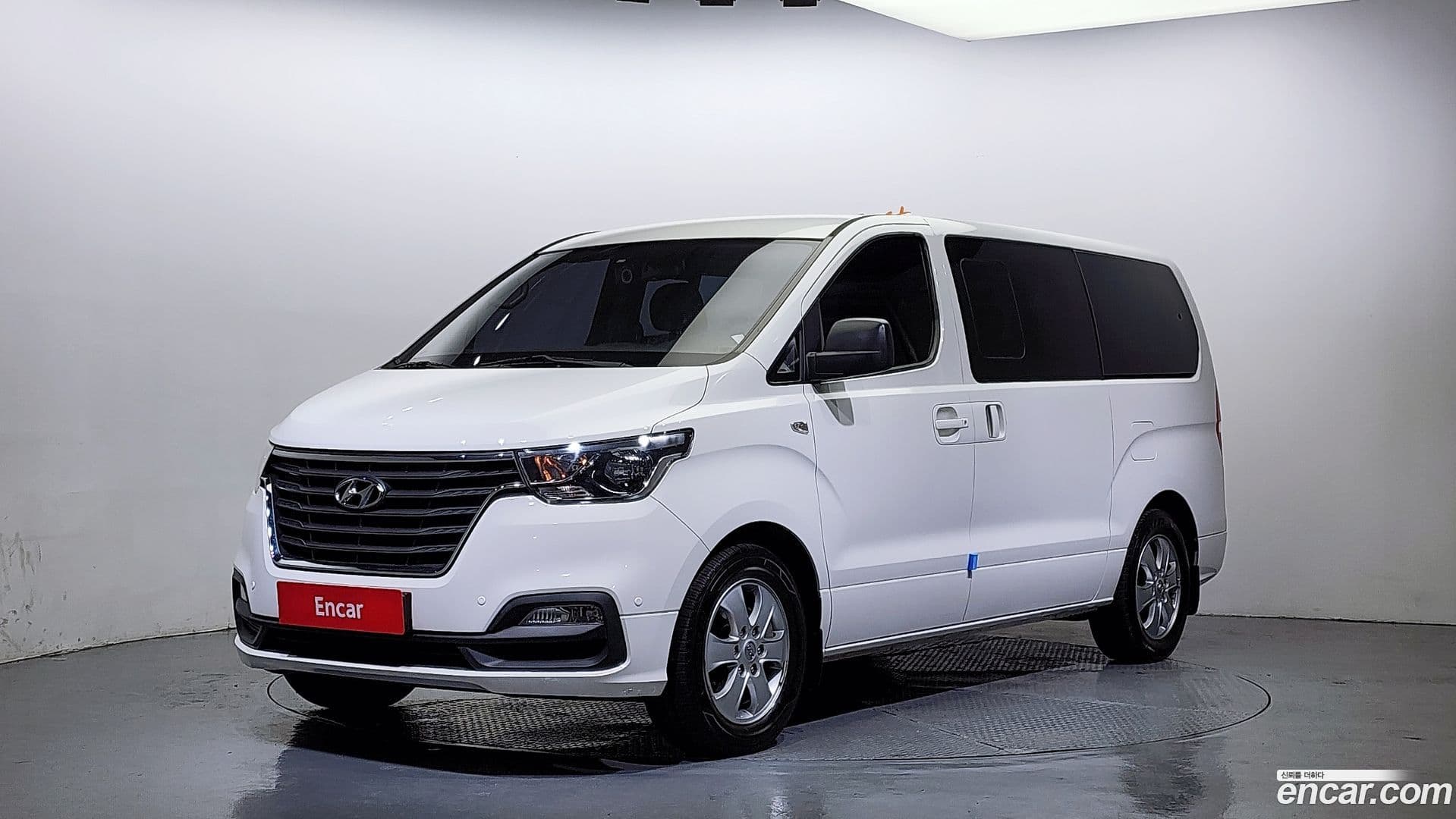 Main__Slider__Photo:Starex Hyundai 2018.5-0
