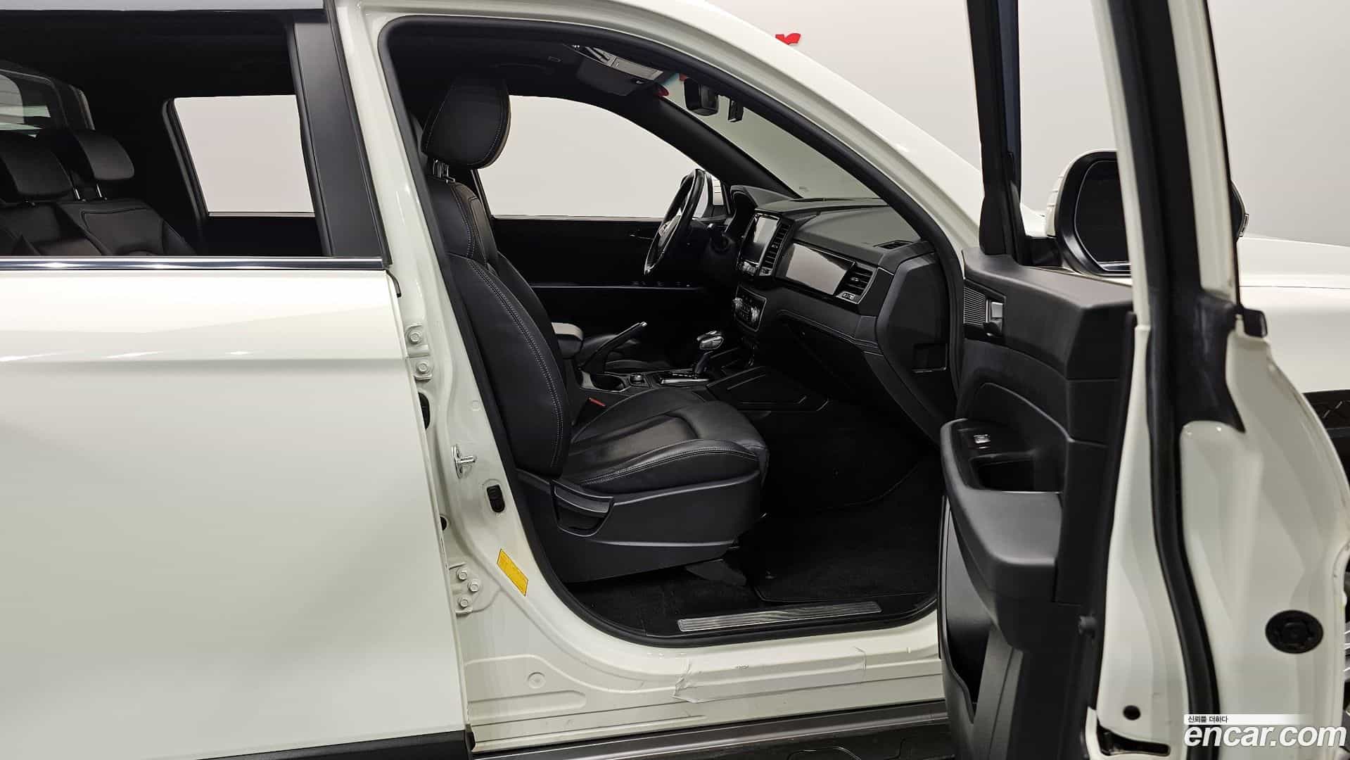 Rexton KG Mobility 2020.10-OPTION-015