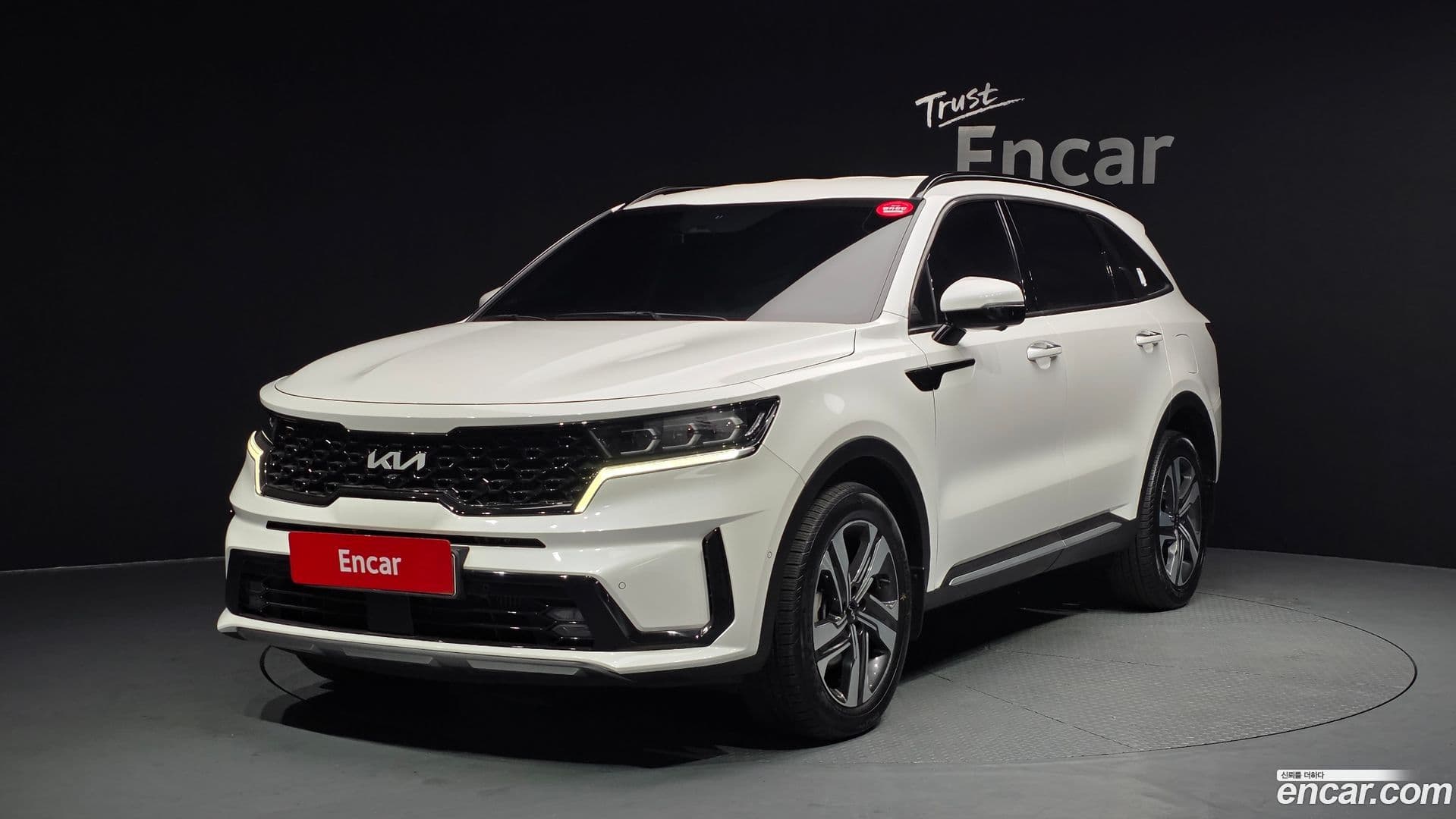 Main__Slider__Photo:Sorento Kia 2023.5-0