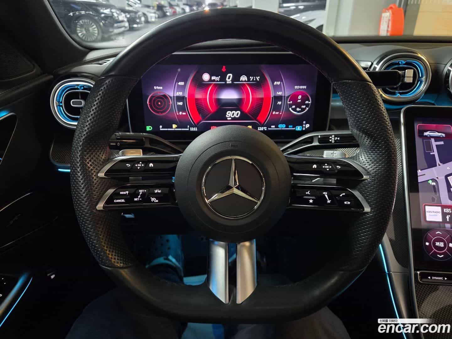 C-Class Mercedes-Benz 2022.5-OPTION-017