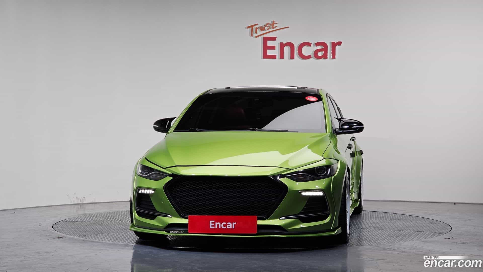 AVANTE Hyundai 2017.8-OUTER-003