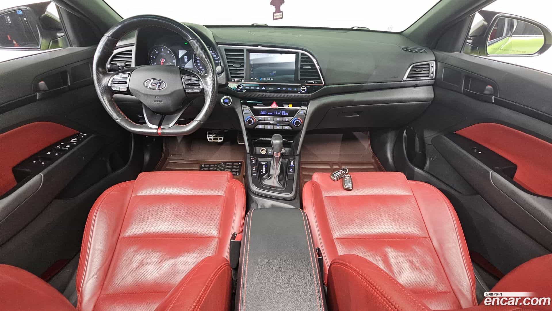 AVANTE Hyundai 2017.8-INNER-007