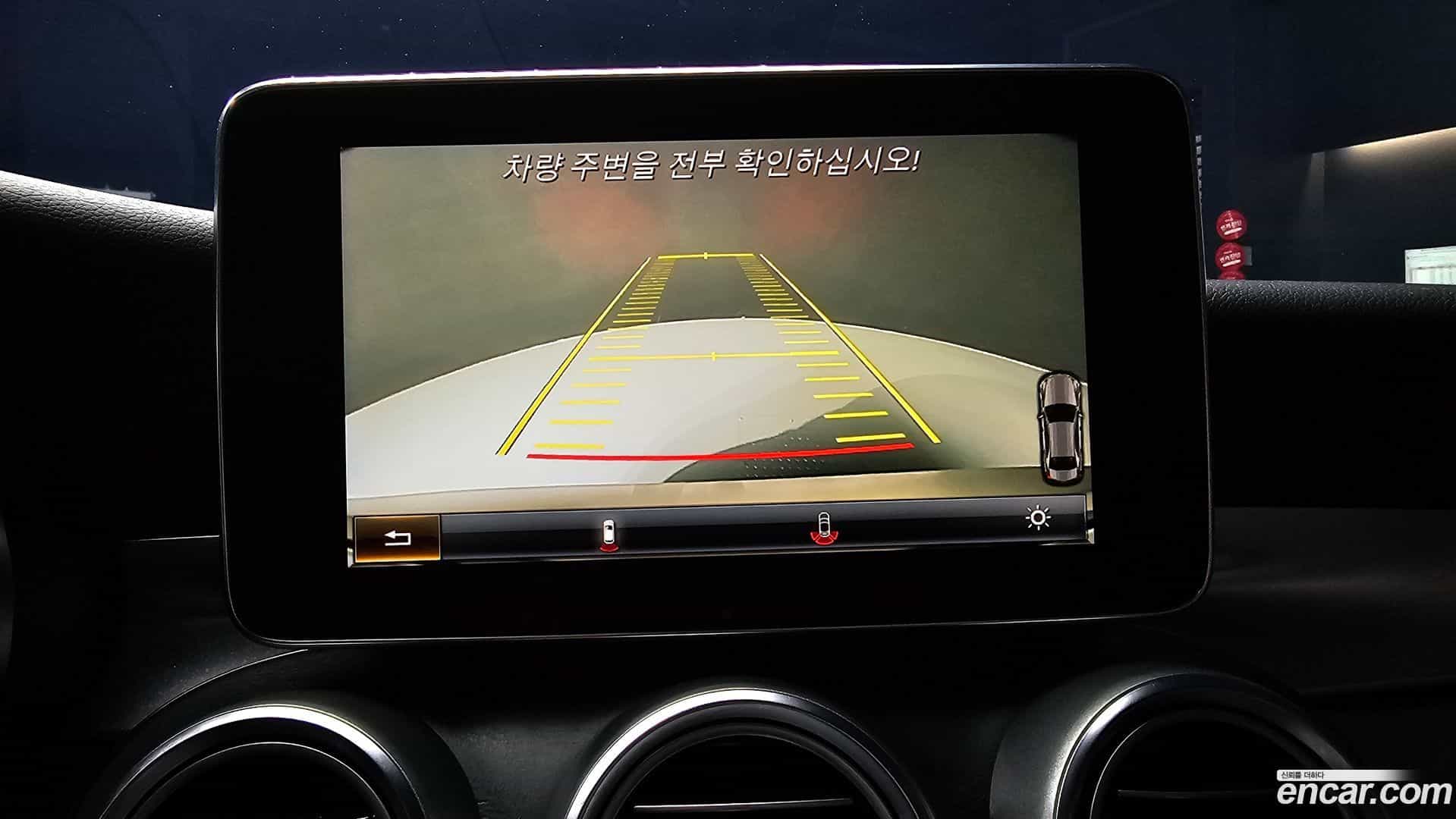 C-Class Mercedes-Benz 2018.3-OPTION-019