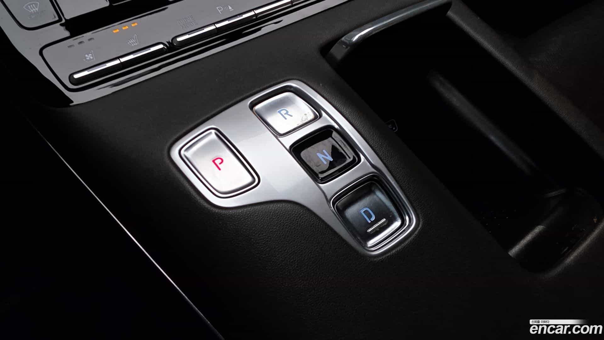 Grandeur Hyundai 2020.3-INNER-009