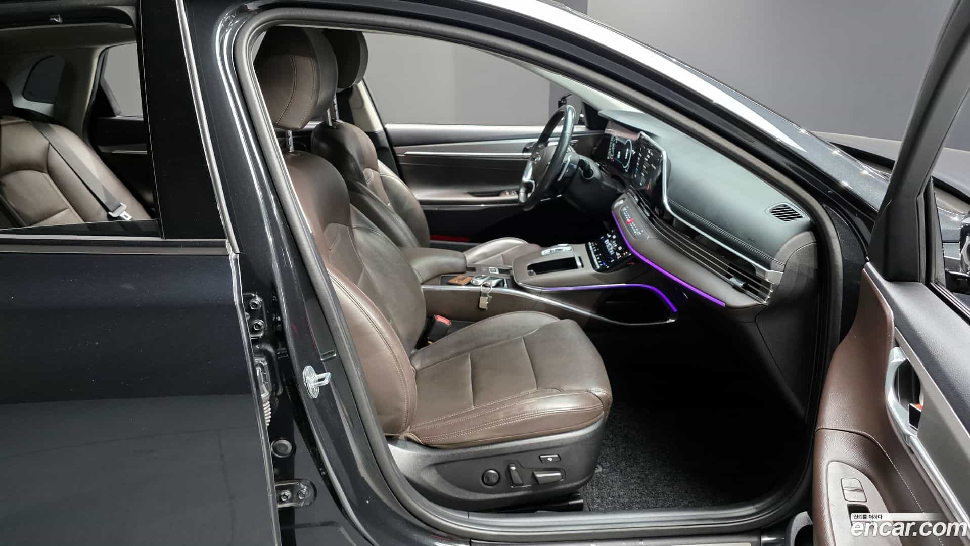 Grandeur Hyundai 2020.3-INNER-010