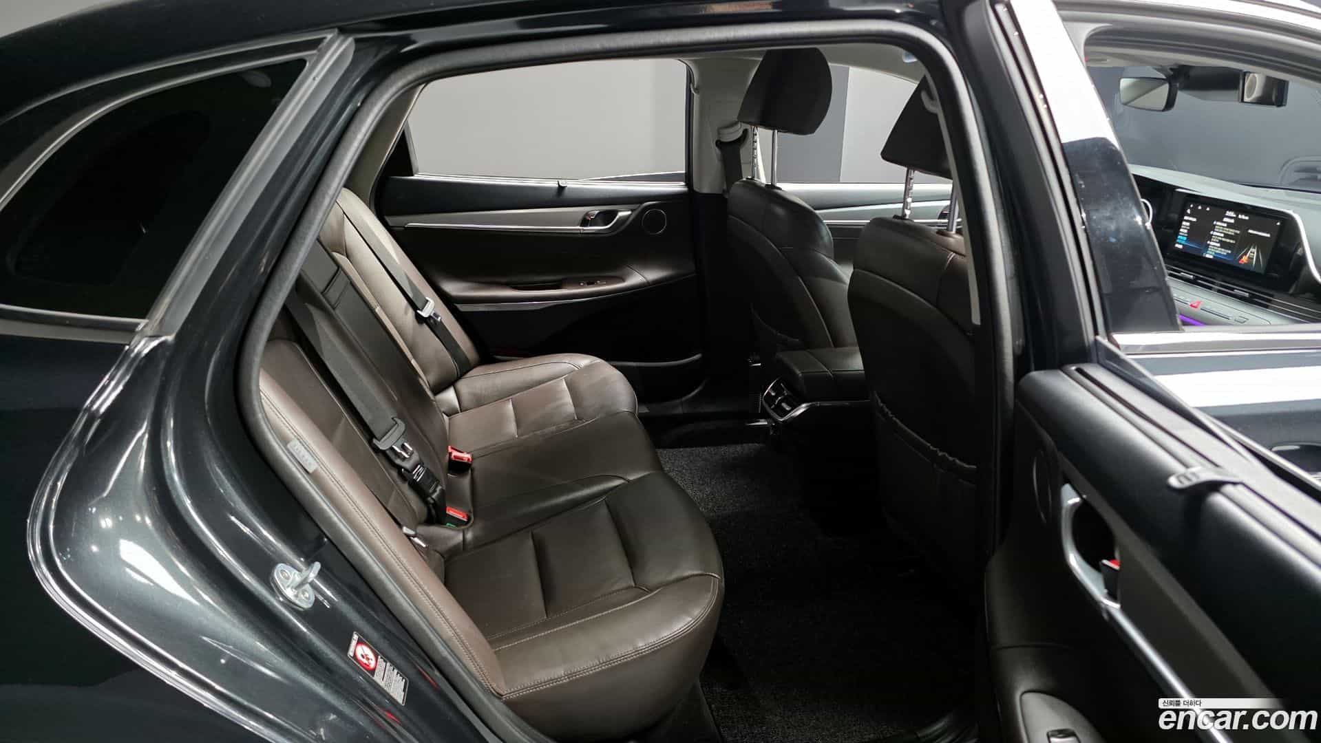 Grandeur Hyundai 2020.3-OPTION-016