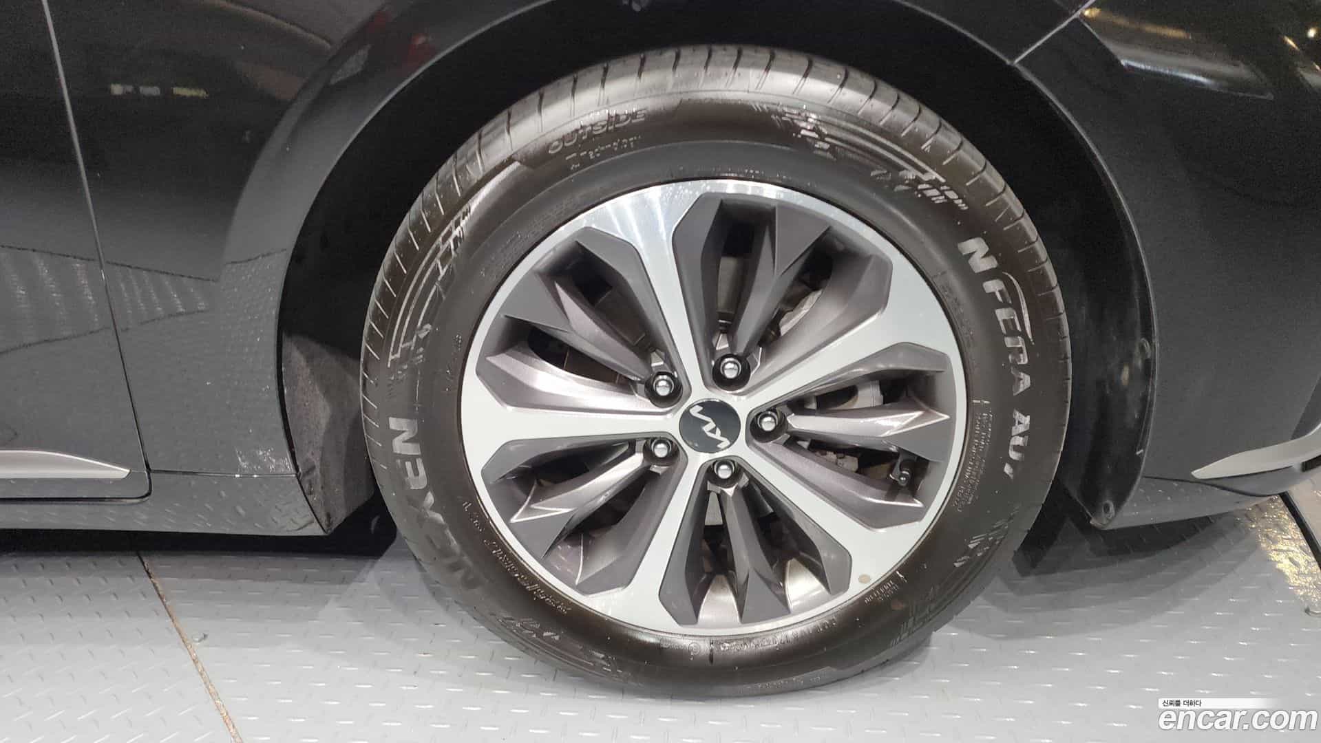K8 Kia 2022.1-OUTER-005
