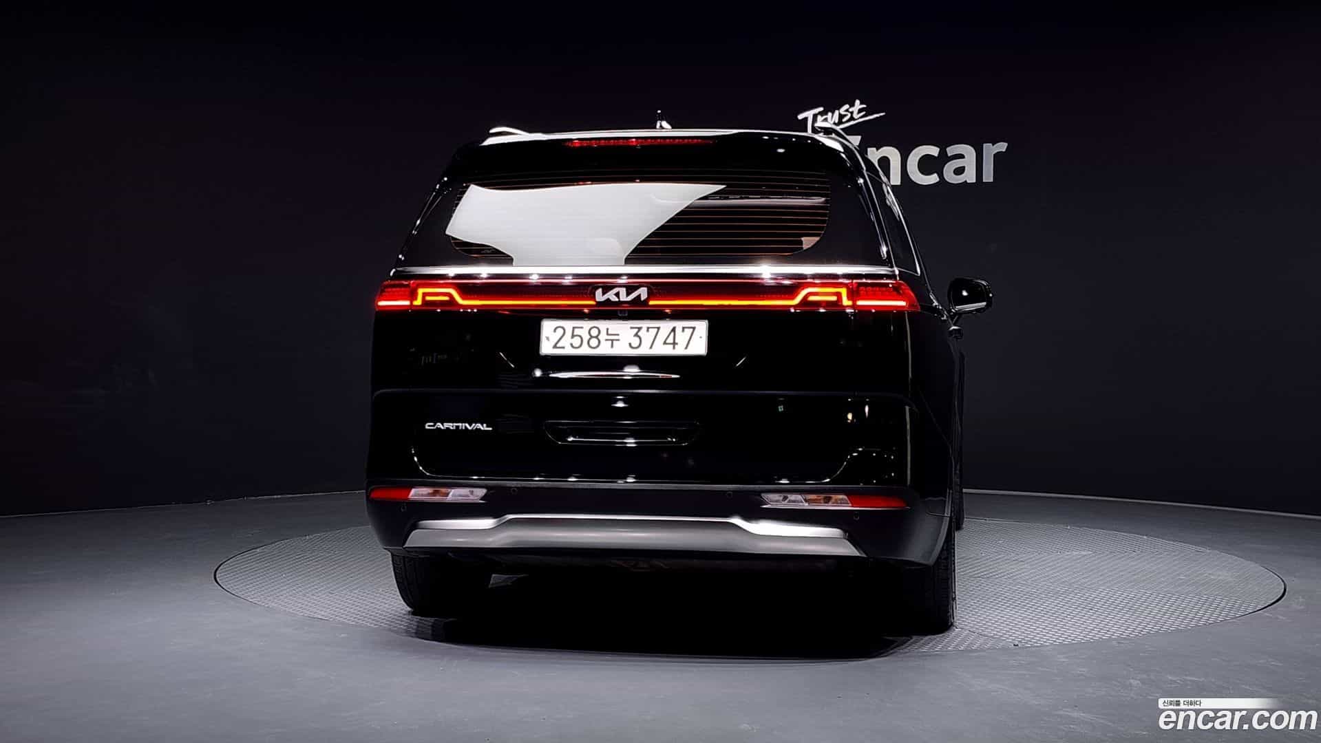 Canival Kia 2022.2-OUTER-004