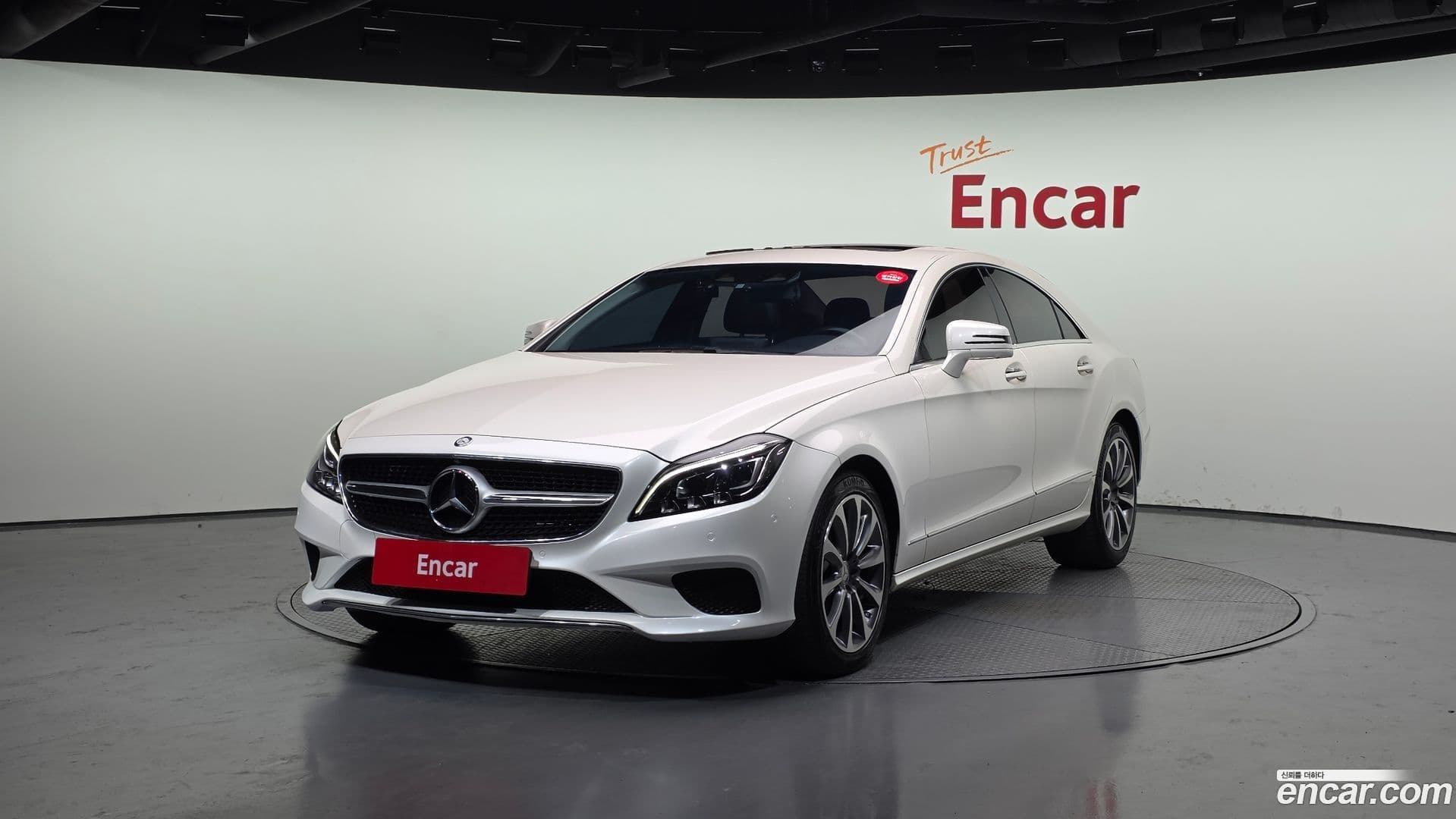 Main__Slider__Photo:CLS-Class Mercedes-Benz 2016.5-0