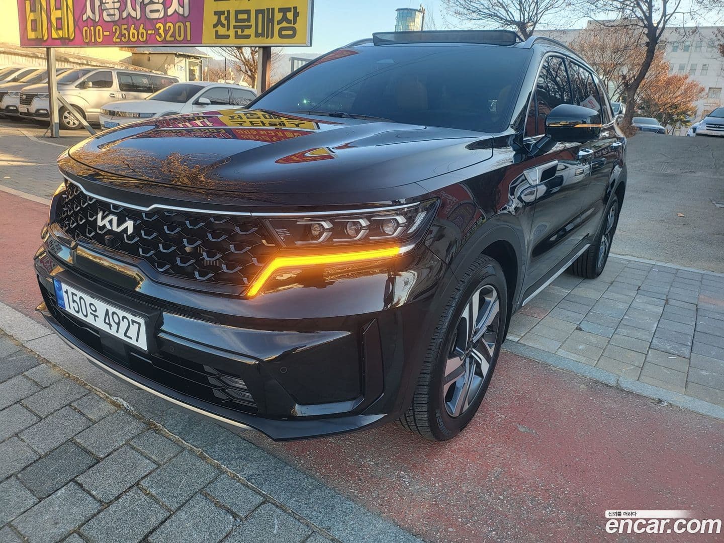 Main__Slider__Photo:Sorento Kia 2022.5-0