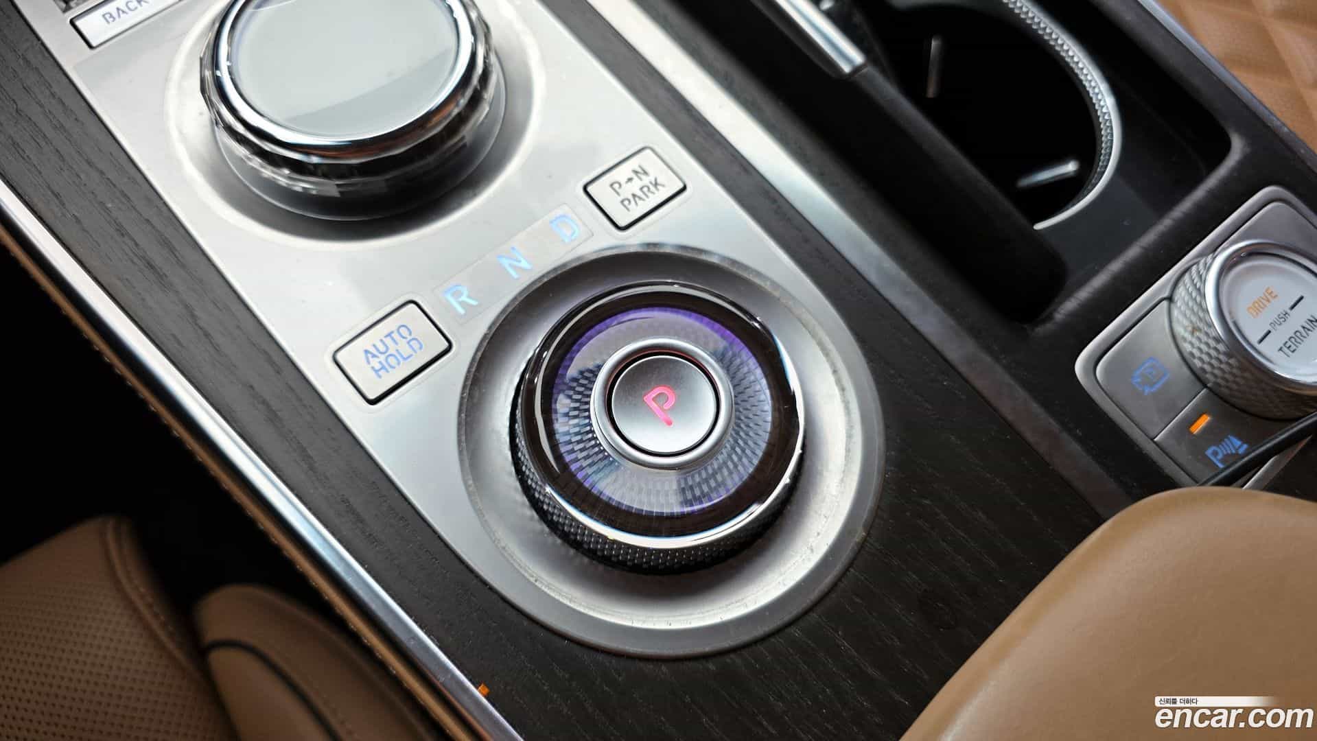 GV80 Genesis 2023.0-INNER-009