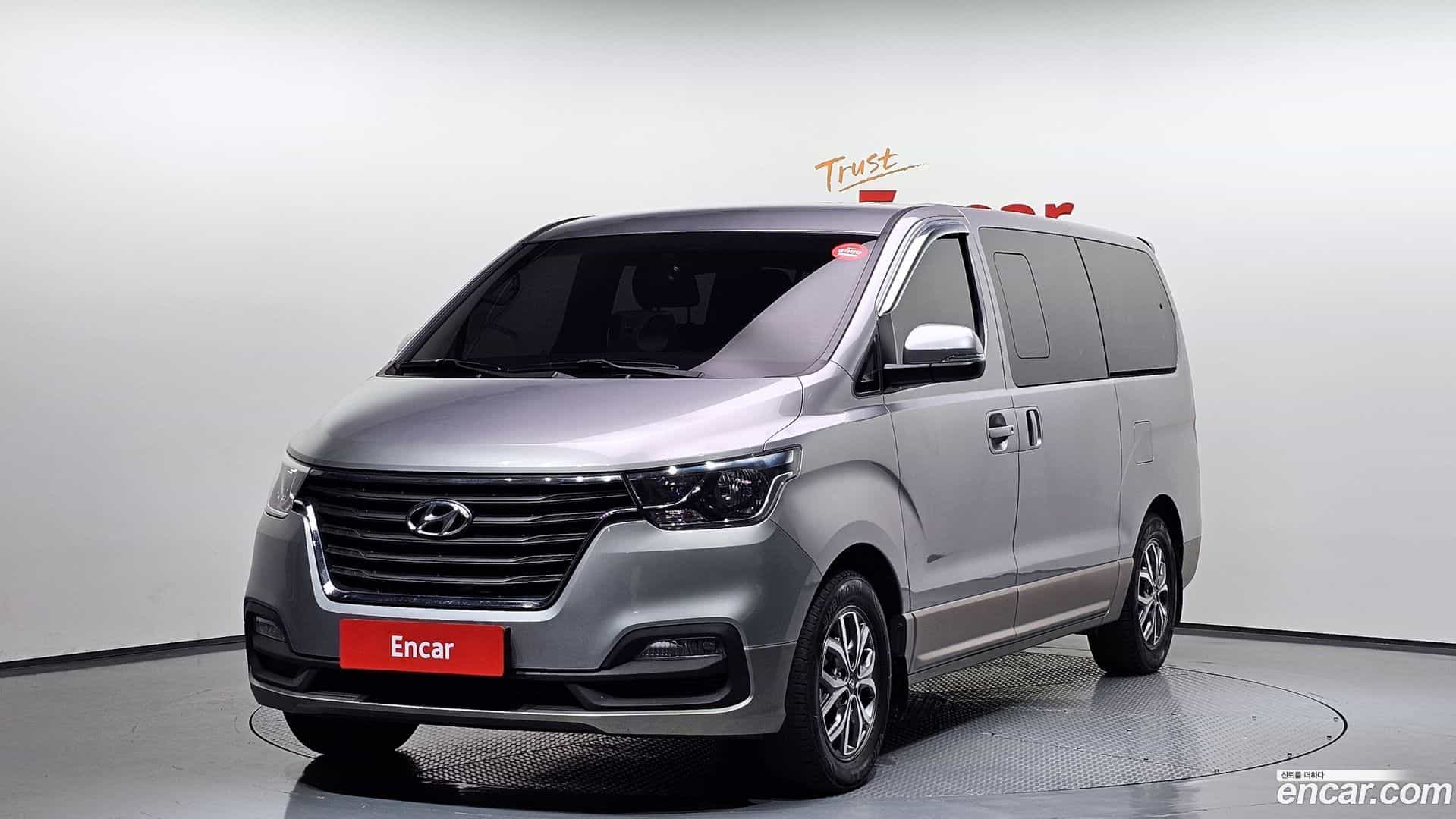 Starex Hyundai 2019.0-OUTER-001