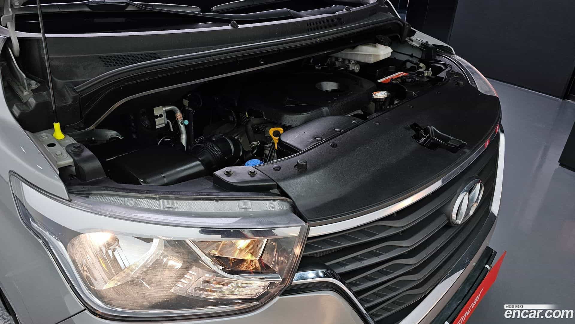 Starex Hyundai 2019.0-INNER-006