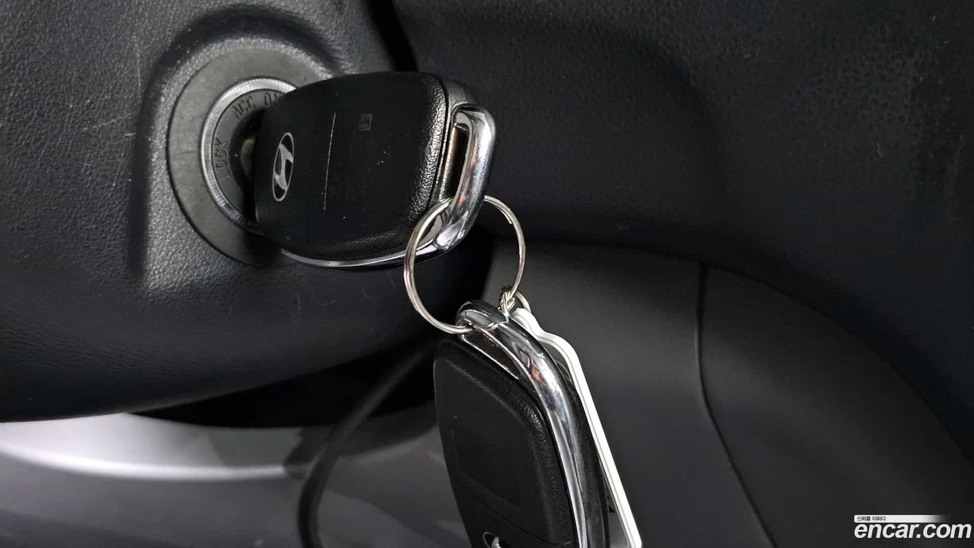 Starex Hyundai 2019.0-OPTION-022
