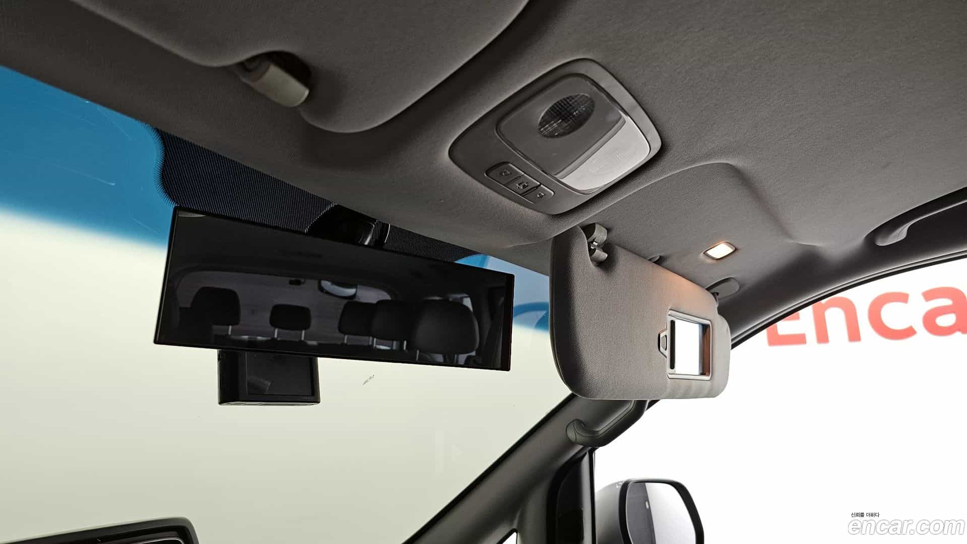Starex Hyundai 2019.0-OPTION-023