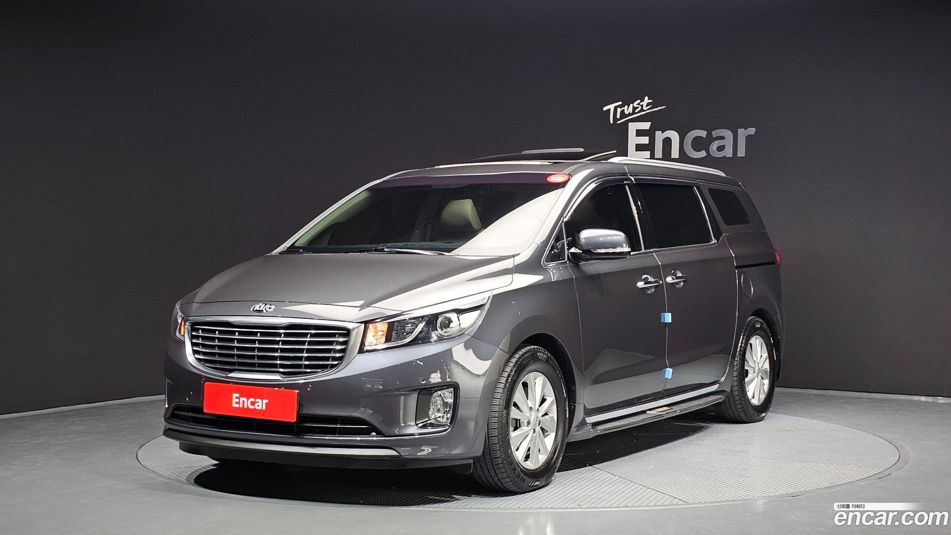 Main__Slider__Photo:Canival Kia 2018.0-0
