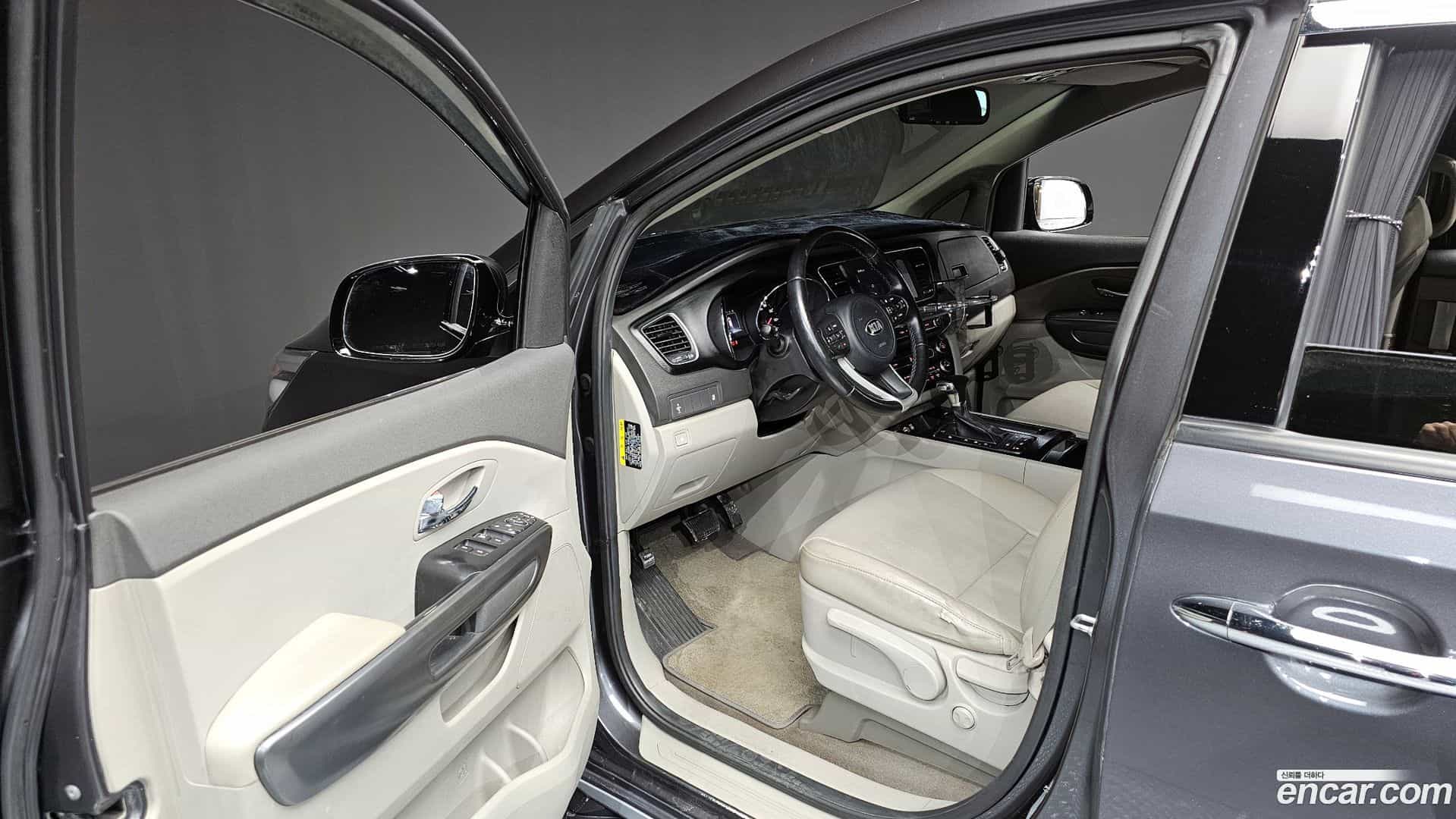 Canival Kia 2018.0-INNER-010