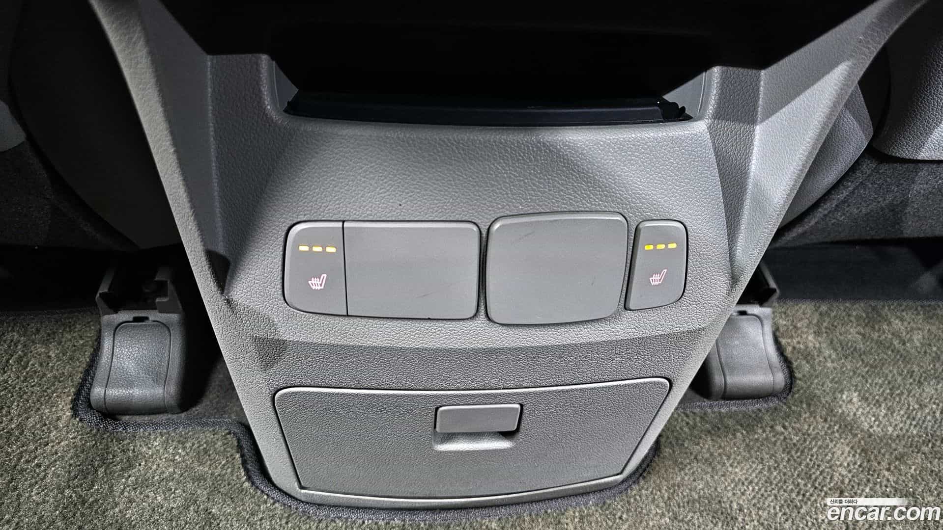 Canival Kia 2018.0-OPTION-023