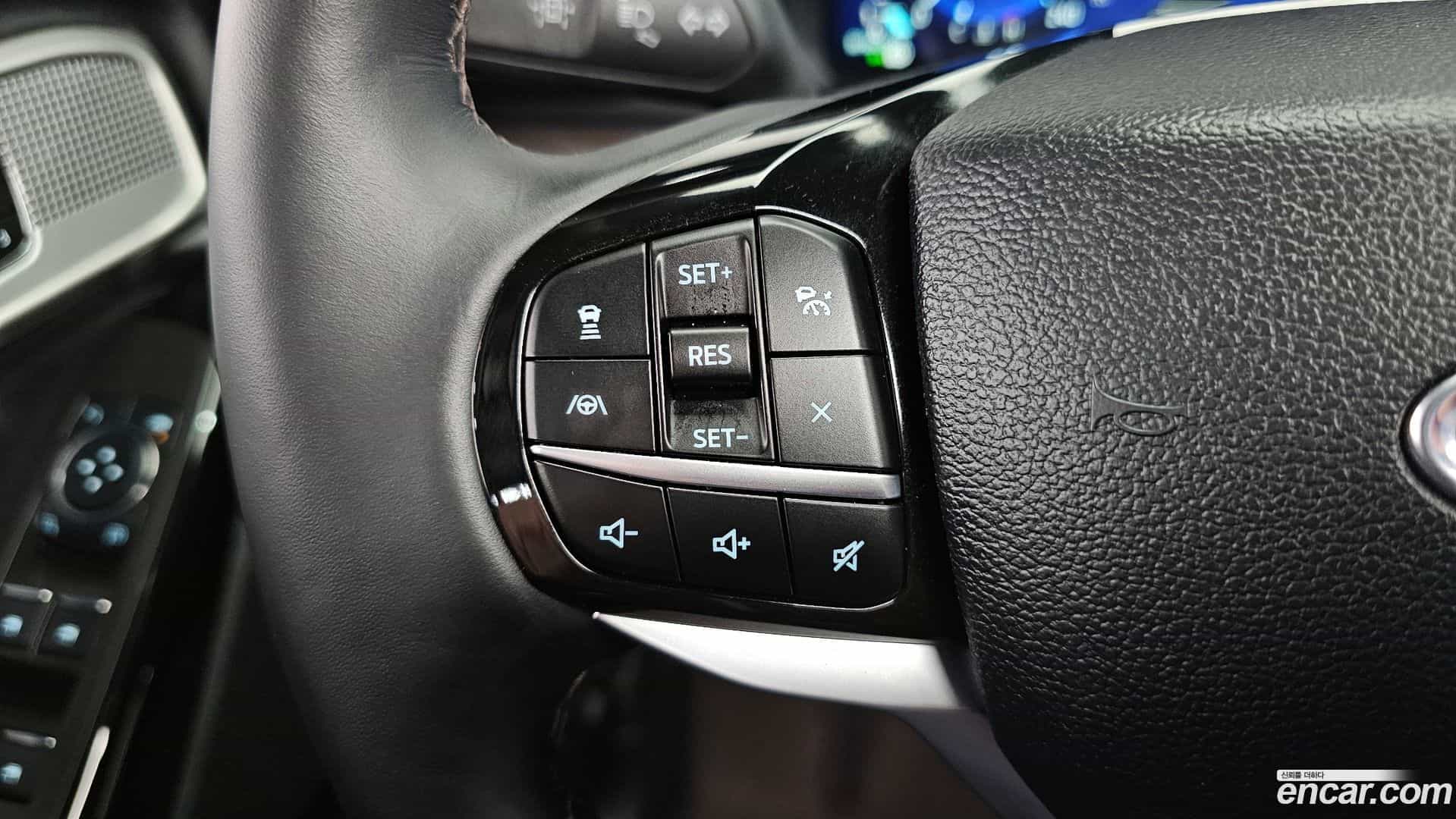 Explorer Ford 2023.10-OPTION-024
