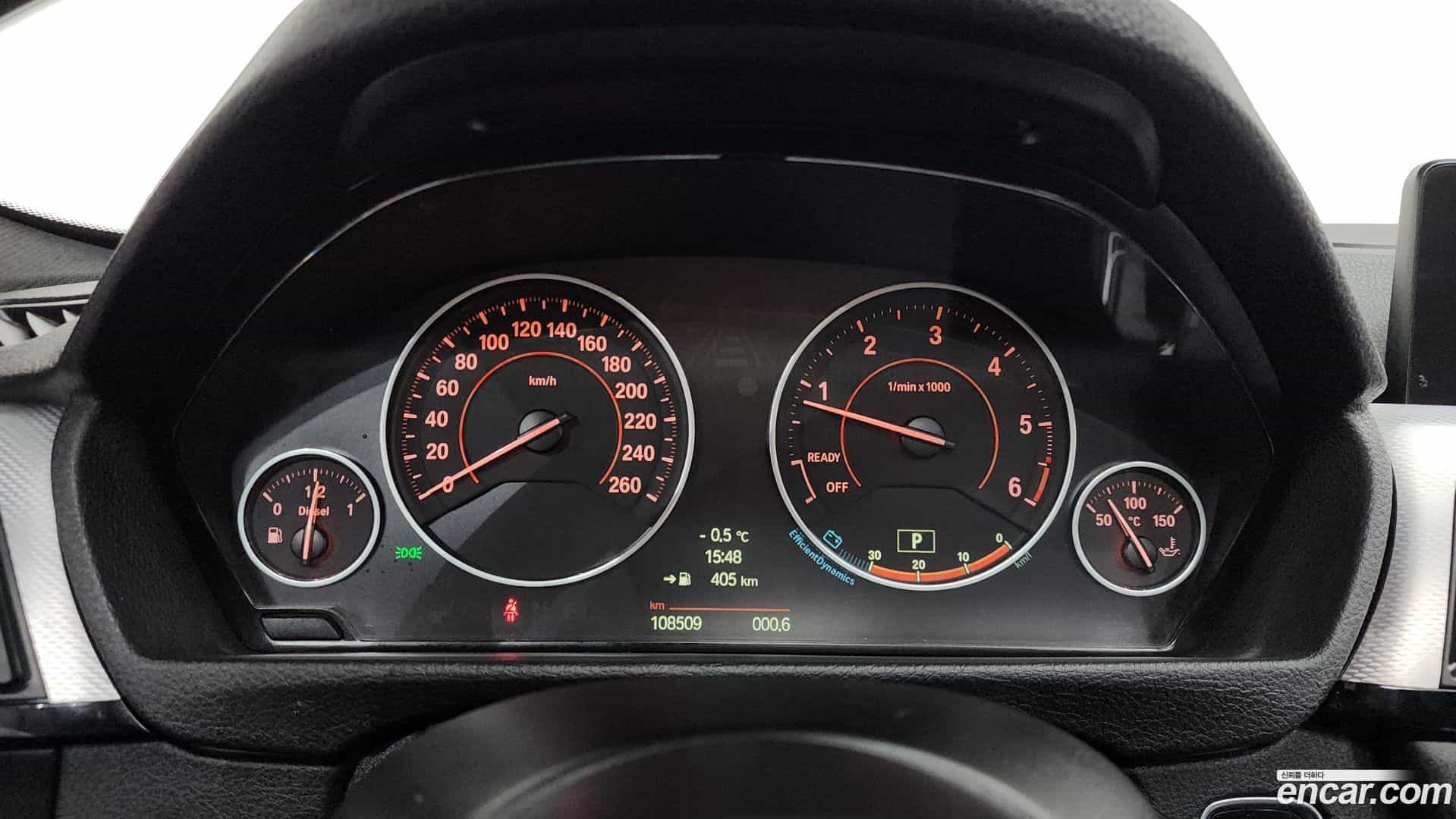 3-Series BMW 2013.10-INNER-008
