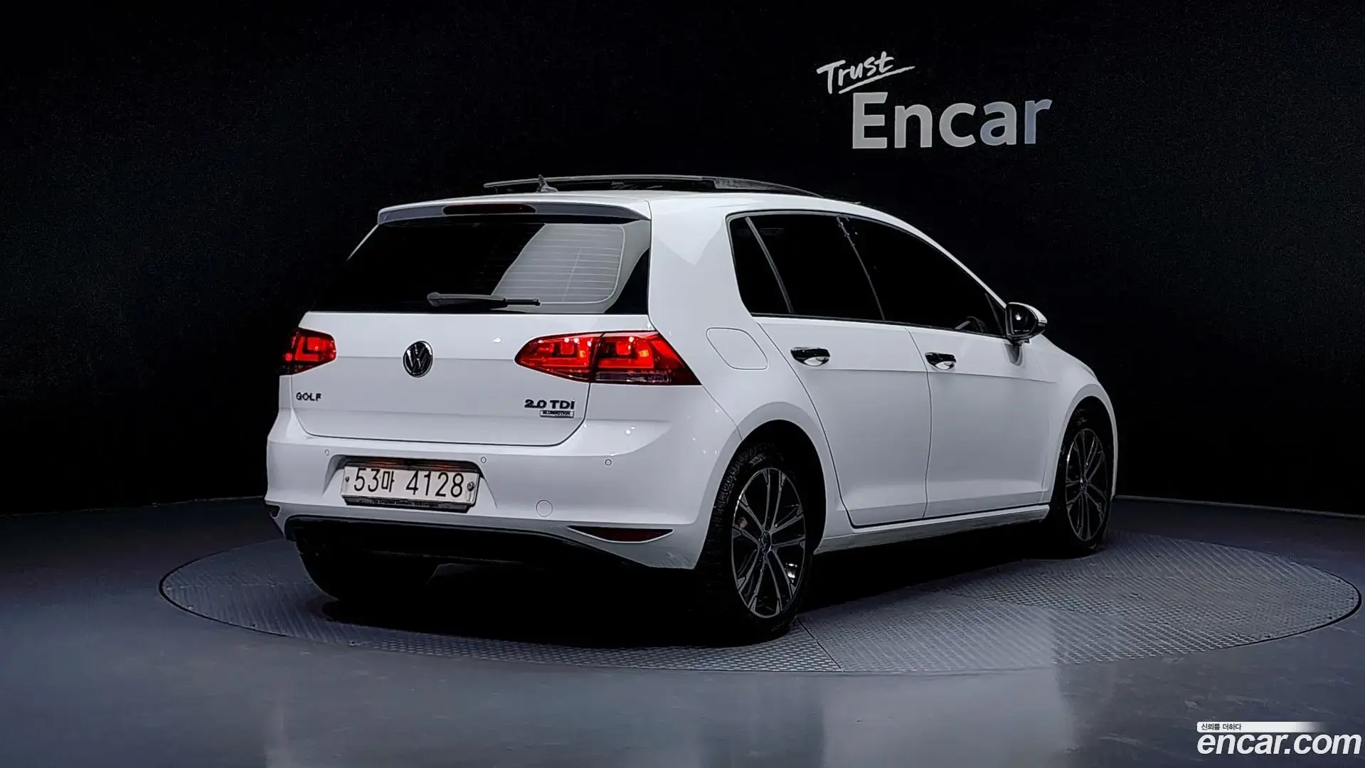 Main__Slider__Photo:Golf Volkswagen 2015.2-1