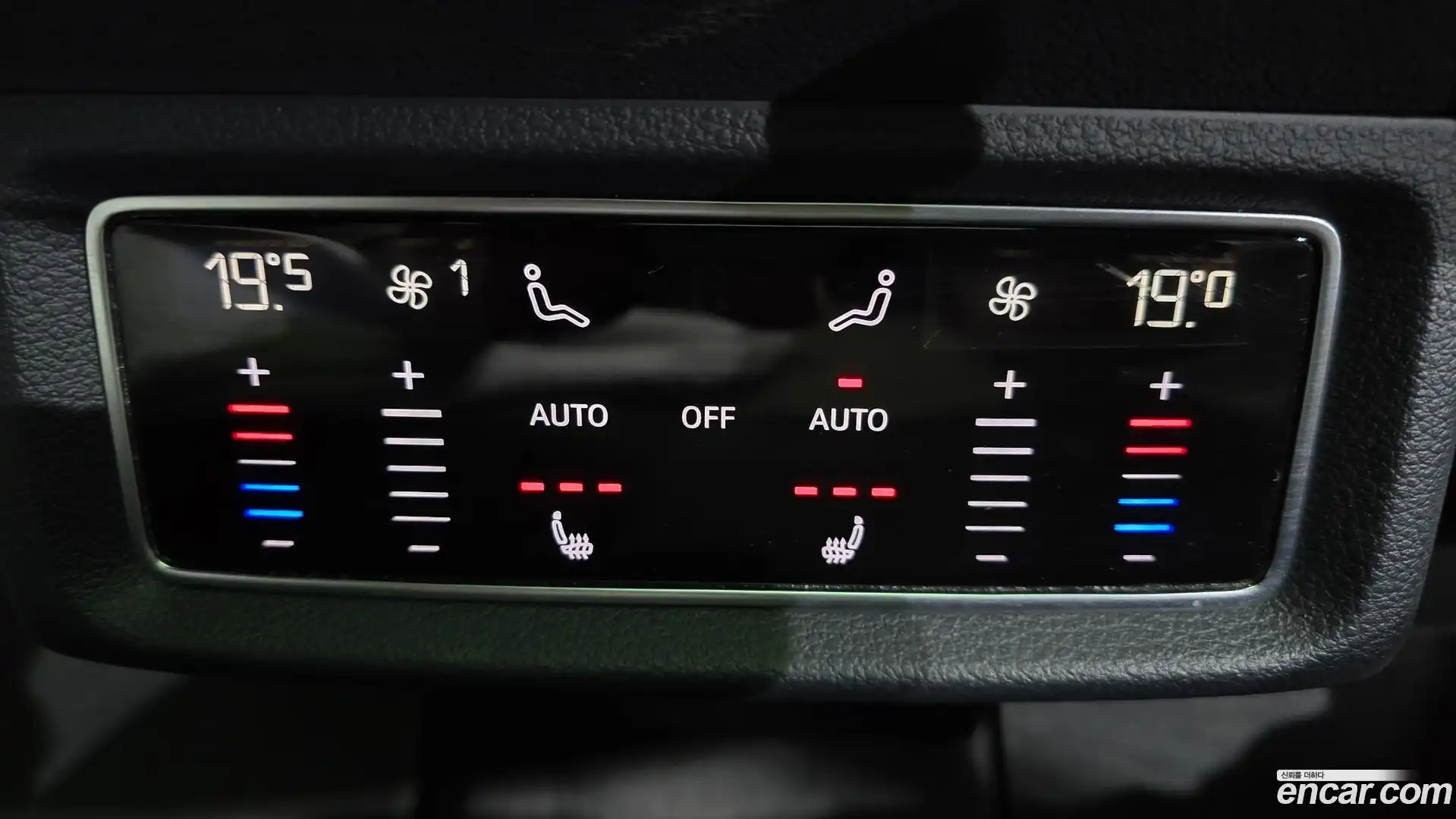 e-tron Audi 2021.11-OPTION-022