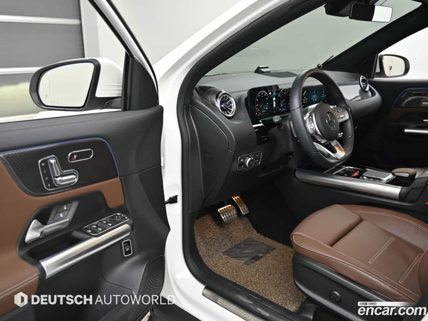 GLA-Class Mercedes-Benz 2022.11-OPTION-015