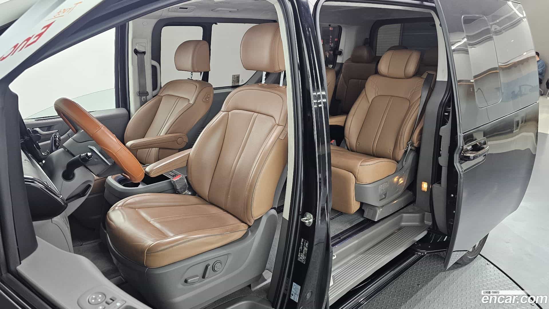 Staria Hyundai 2023.4-INNER-010