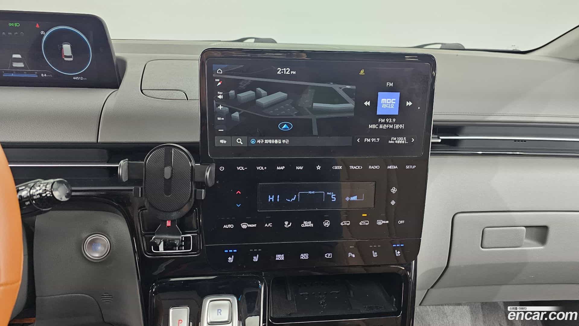 Staria Hyundai 2023.4-OPTION-018
