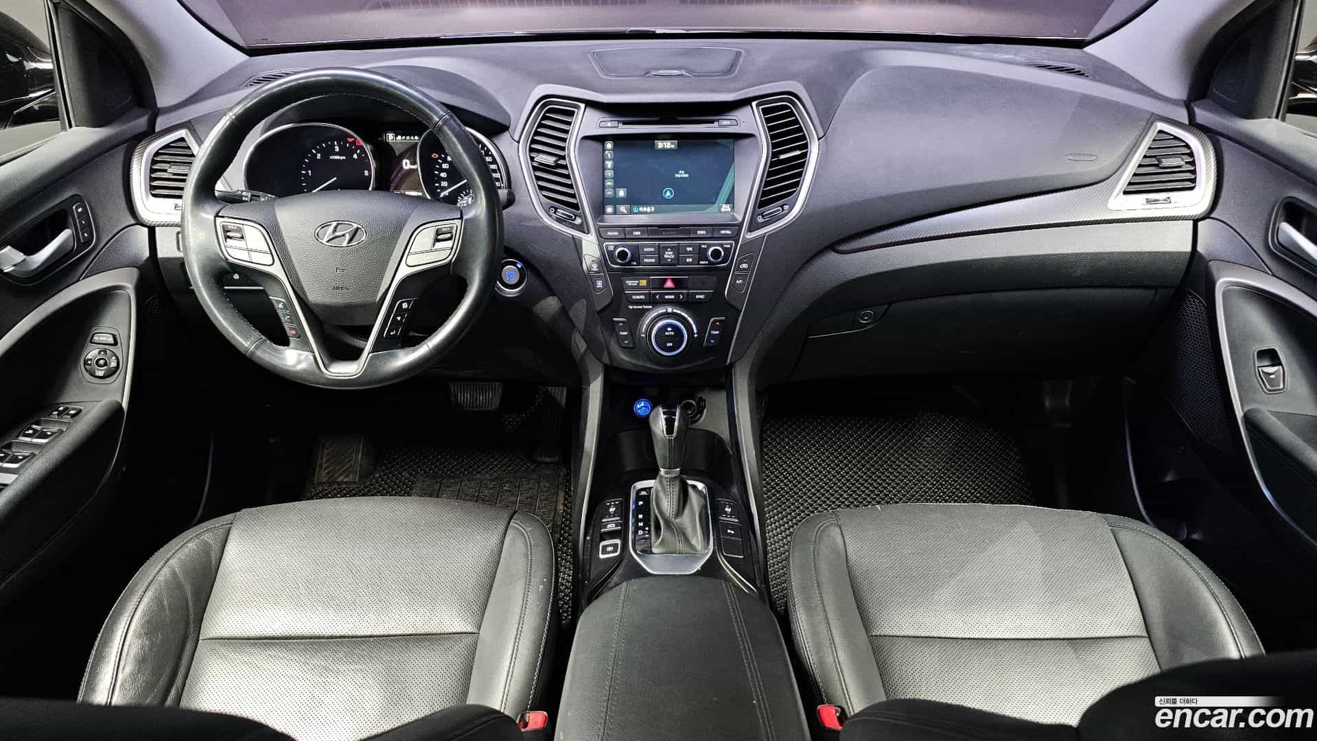 Santafe Hyundai 2016.2-INNER-007