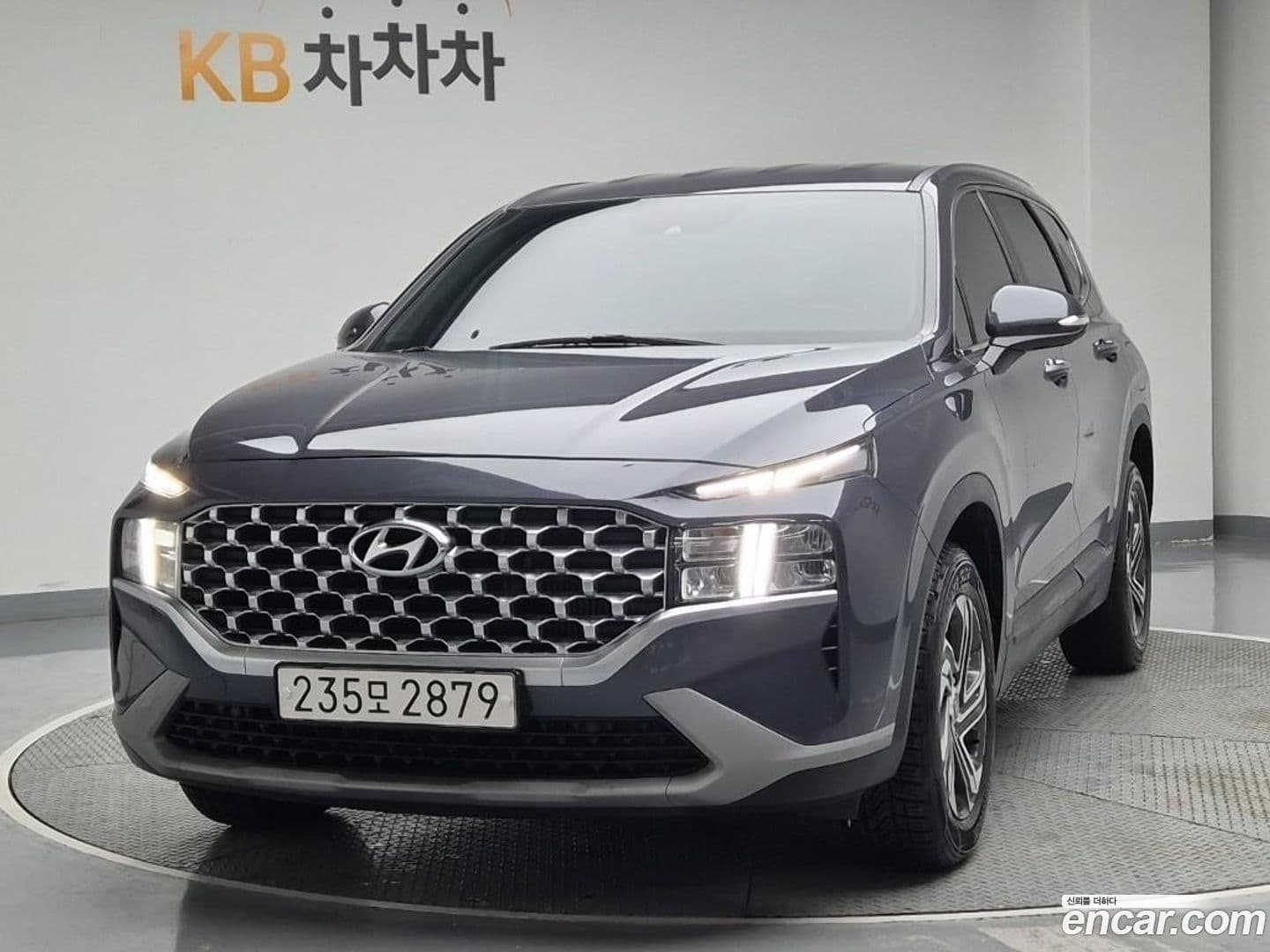 Main__Slider__Photo:Santafe Hyundai 2021.8-0