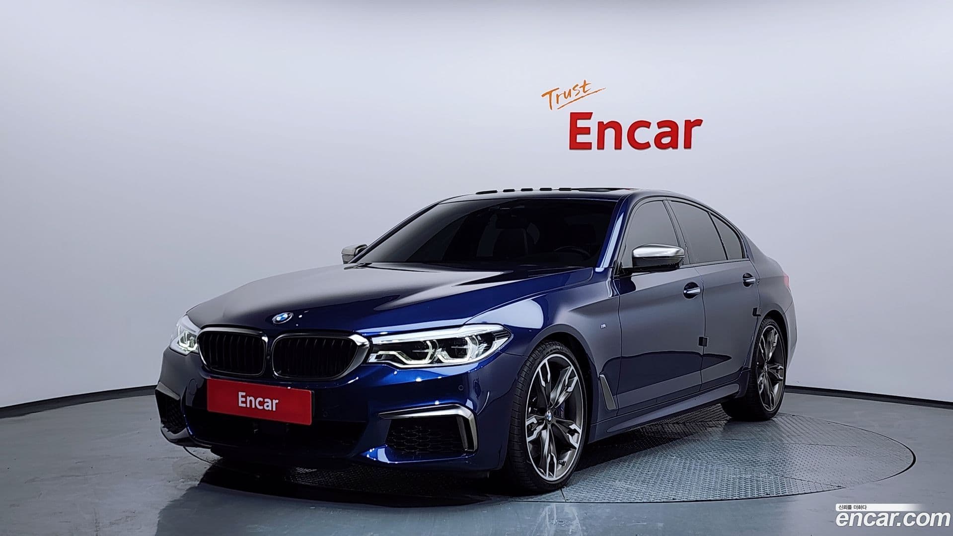 Main__Slider__Photo:5-Series BMW 2018.2-0