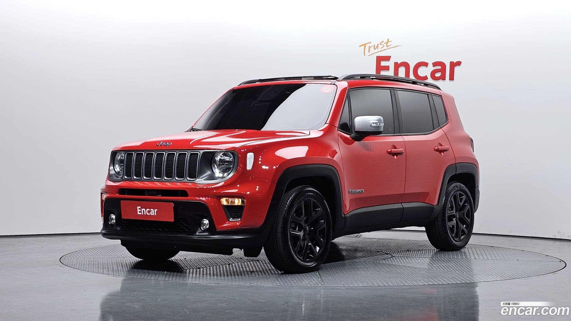 Main__Slider__Photo:Renegade Jeep 2022.10-0