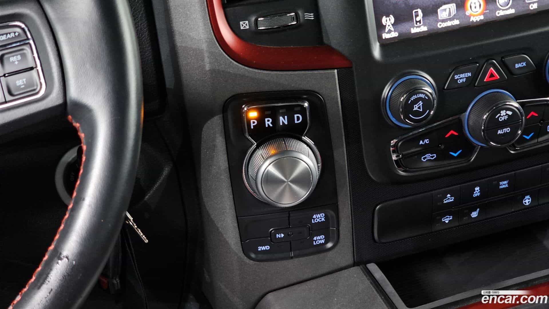 Ram Pick Up Dodge 2016.11-INNER-009