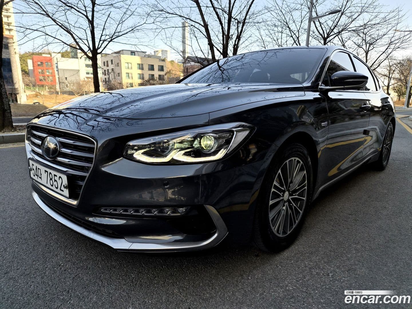 Main__Slider__Photo:Grandeur Hyundai 2018.11-0