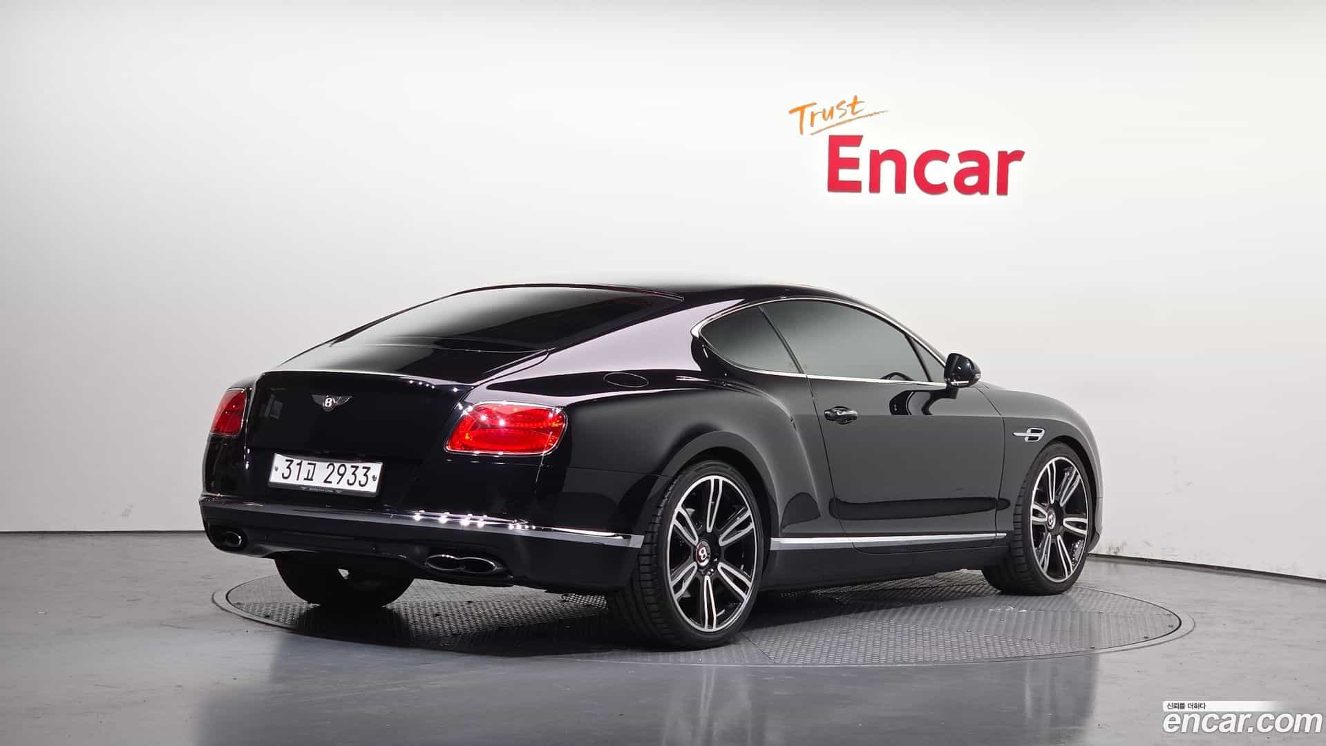 Continental Bentley 2015.10-OUTER-002