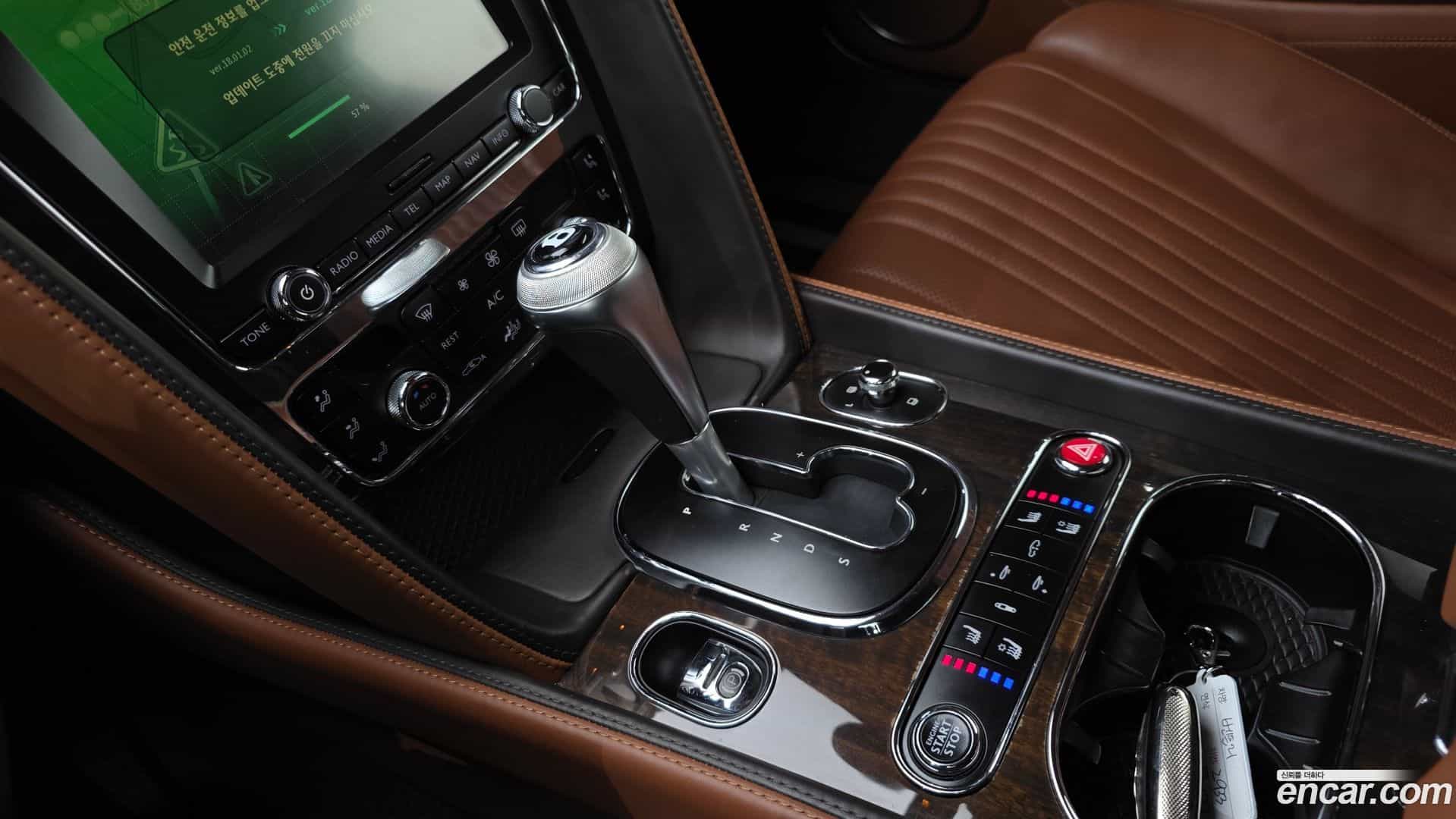 Continental Bentley 2015.10-INNER-009