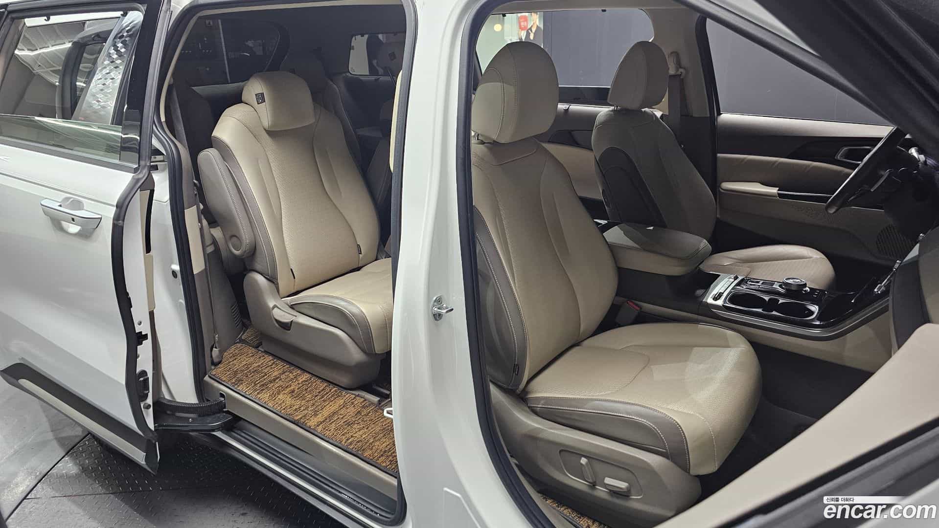 Canival Kia 2021.5-OPTION-016