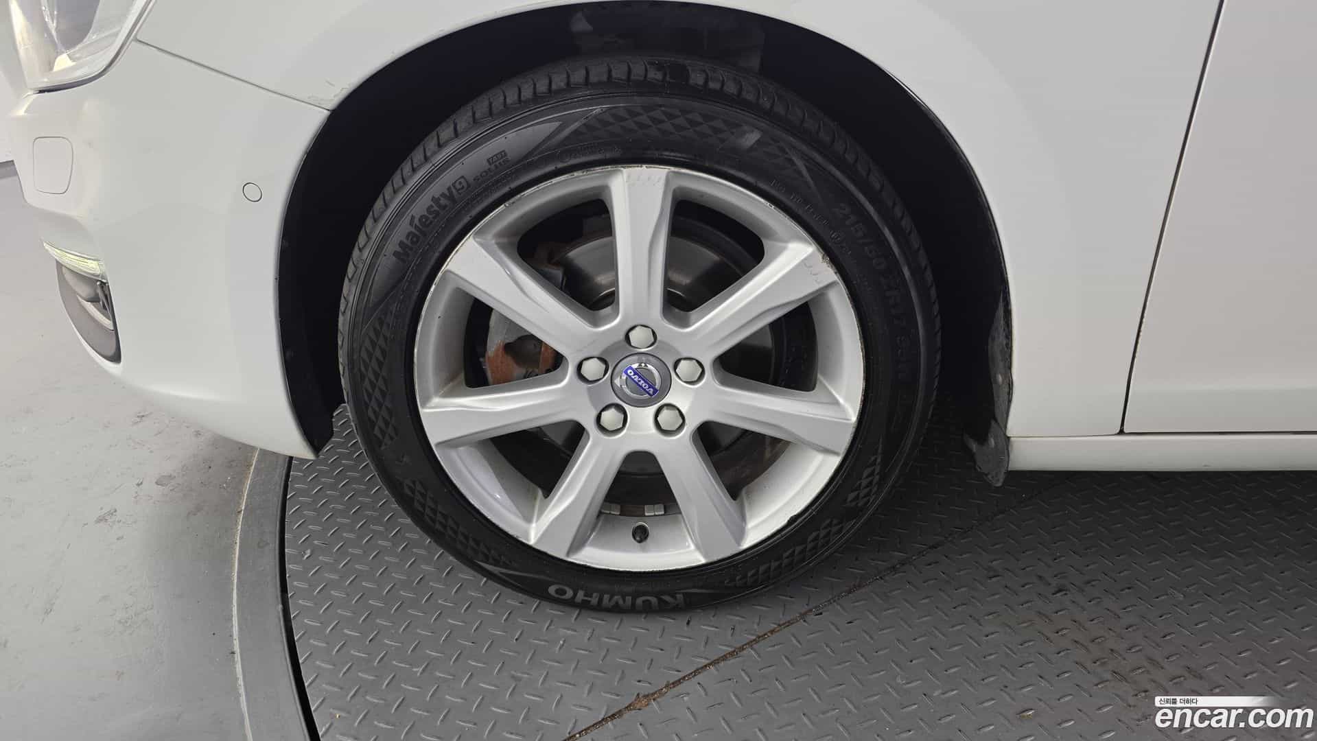 V60 Volvo 2017.2-OUTER-005