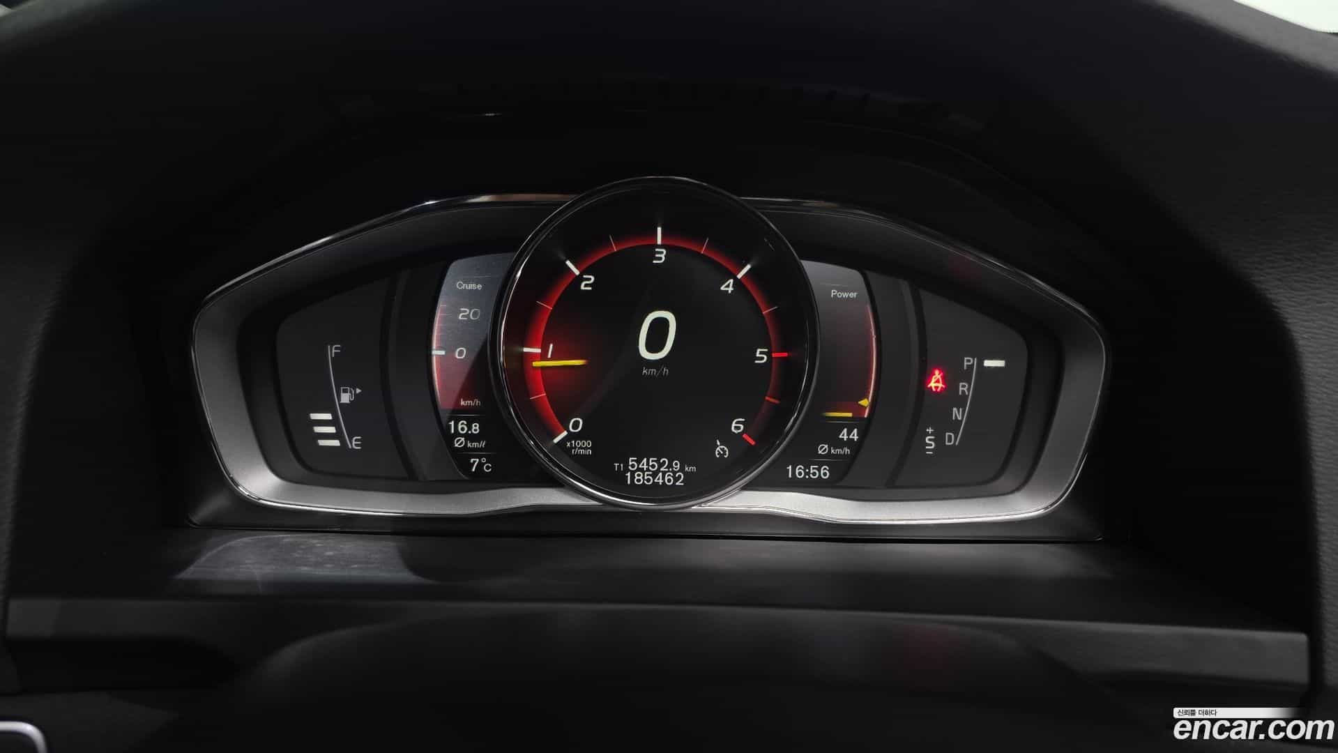 V60 Volvo 2017.2-INNER-008
