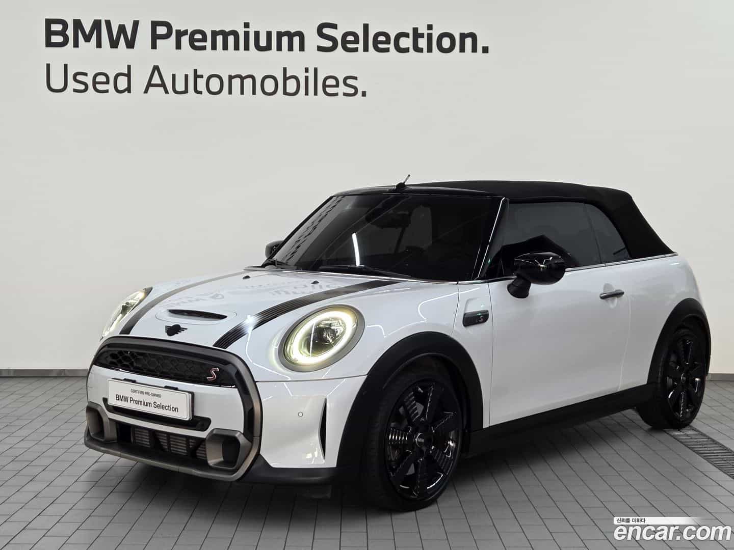Cooper Convertible Mini 2023.6-OUTER-001