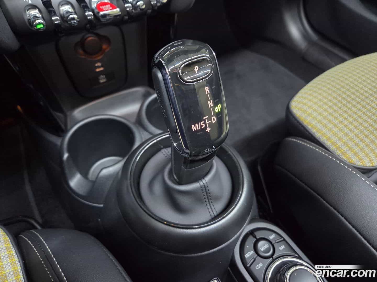 Cooper Convertible Mini 2023.6-INNER-009