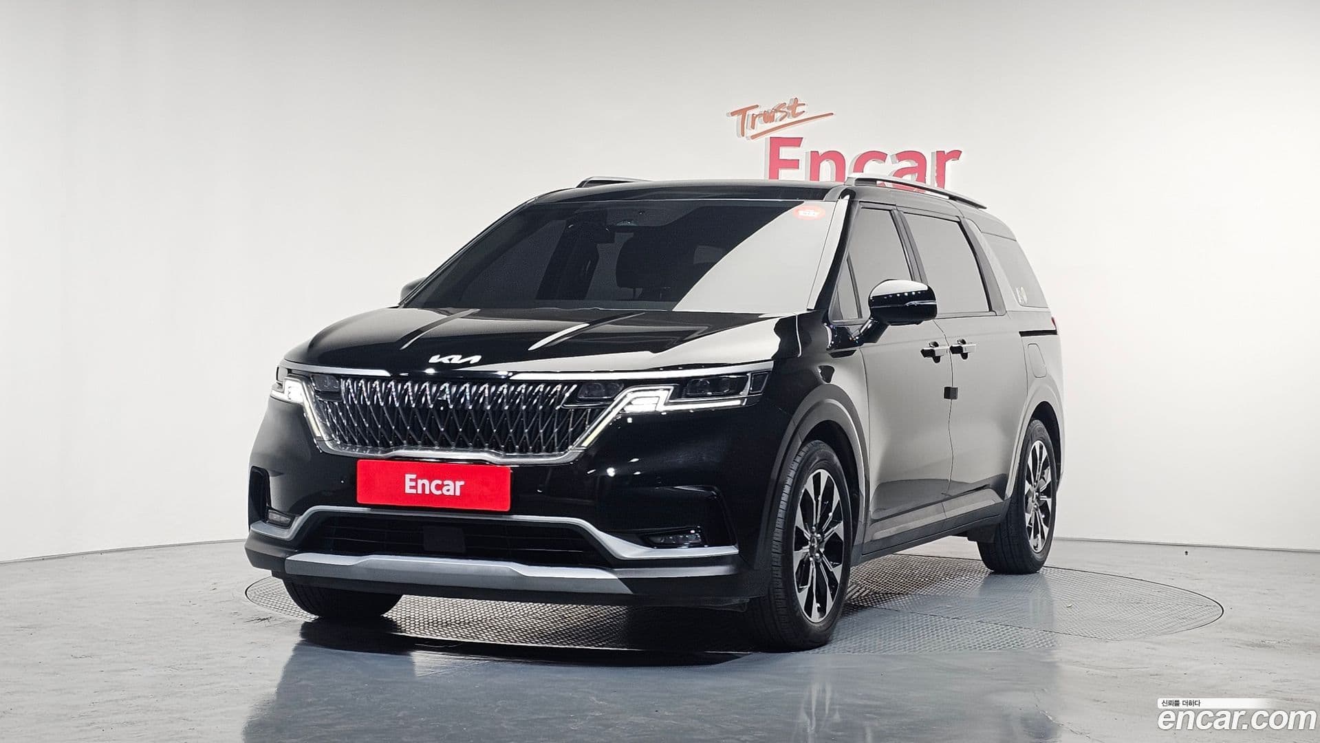 Main__Slider__Photo:Canival Kia 2021.11-0