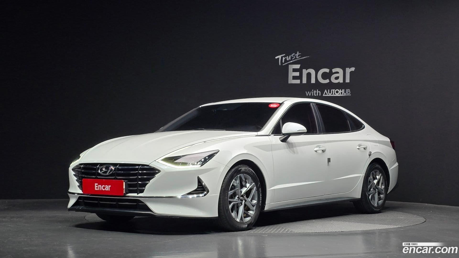 Main__Slider__Photo:Sonata Hyundai 2019.10-0