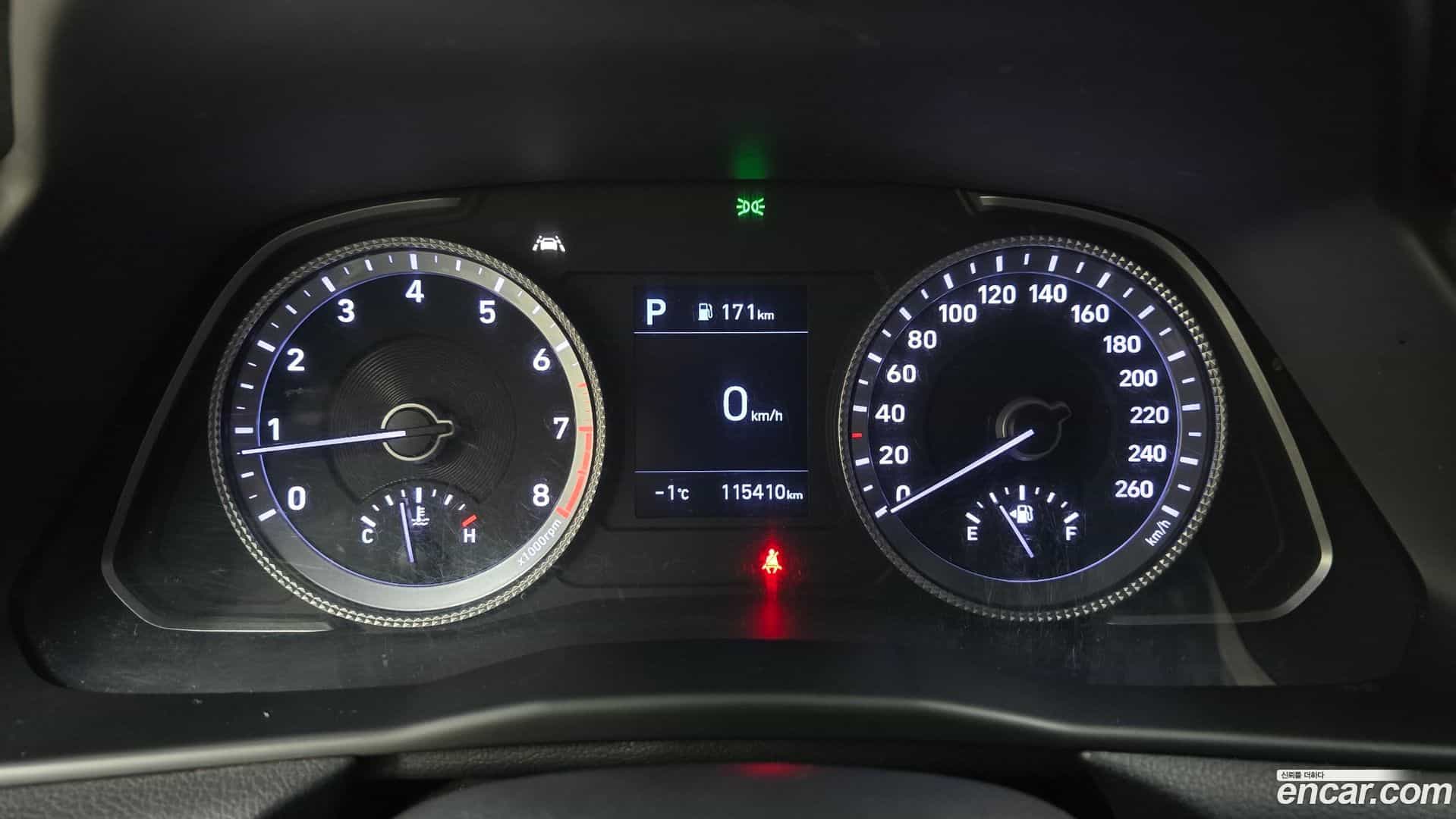 Sonata Hyundai 2019.10-INNER-008