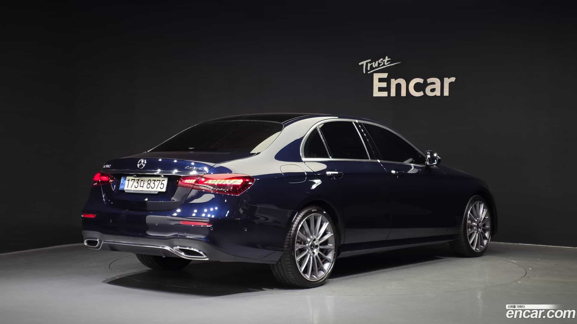 E-Class Mercedes-Benz 2020.10-OUTER-002