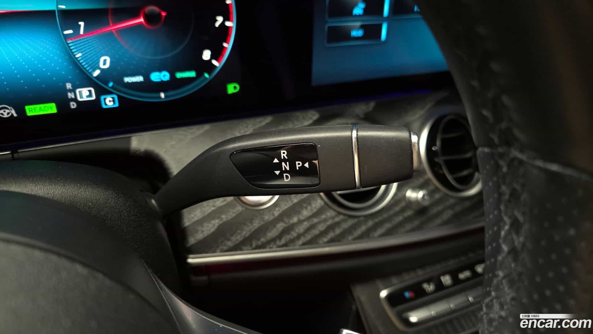 E-Class Mercedes-Benz 2020.10-INNER-009